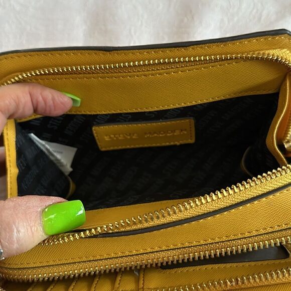 Steve Madden Mustard Yellow Bkarlee Crossbody Bag Wallet - Picture 5 of 14